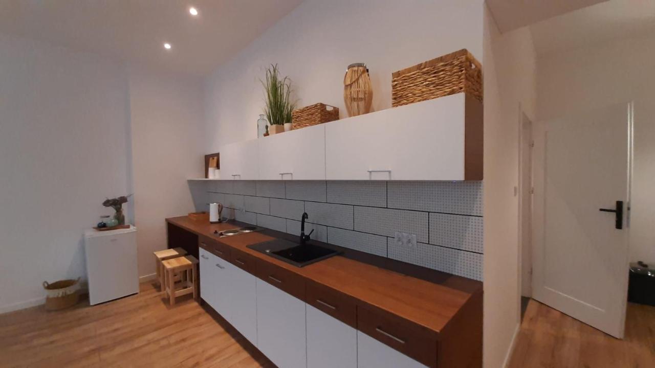 Apartamenty Jednosci 46 Wroclaw Exterior photo