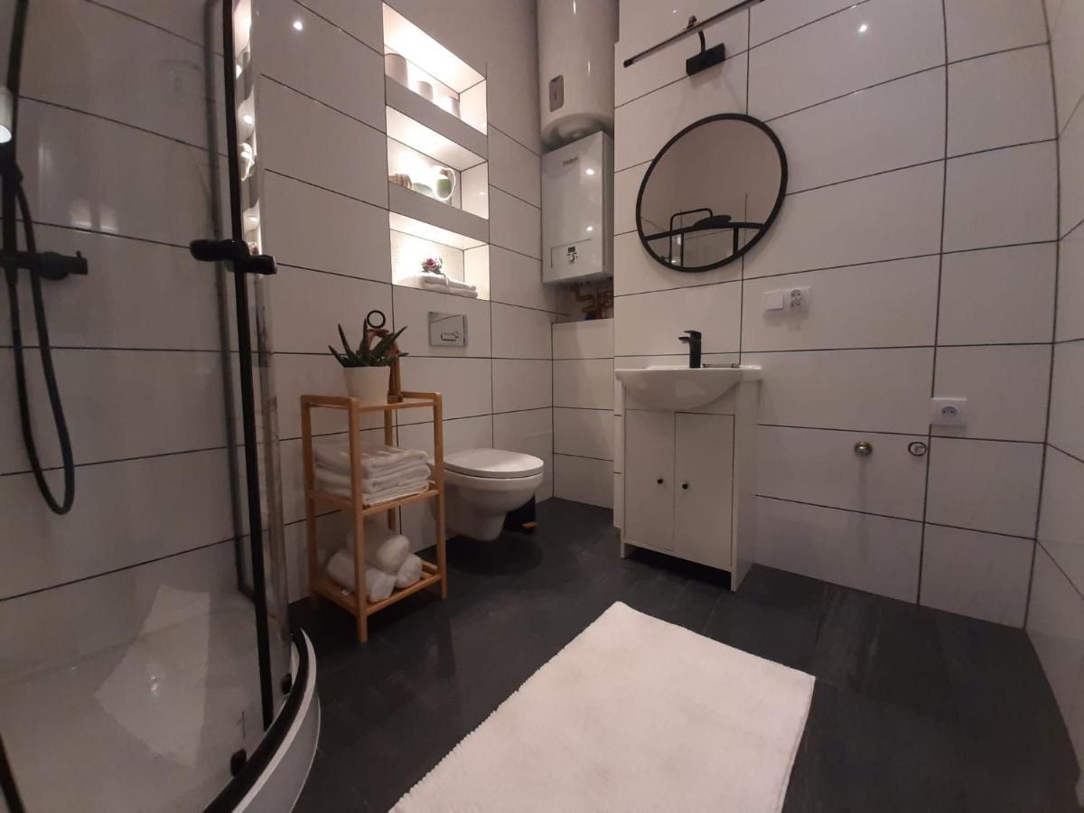 Apartamenty Jednosci 46 Wroclaw Exterior photo